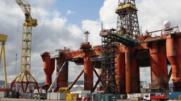 Offshore oil drilling